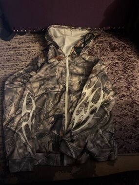 MANFINITY Camouflage Hooded Jacket in Brown and Gray